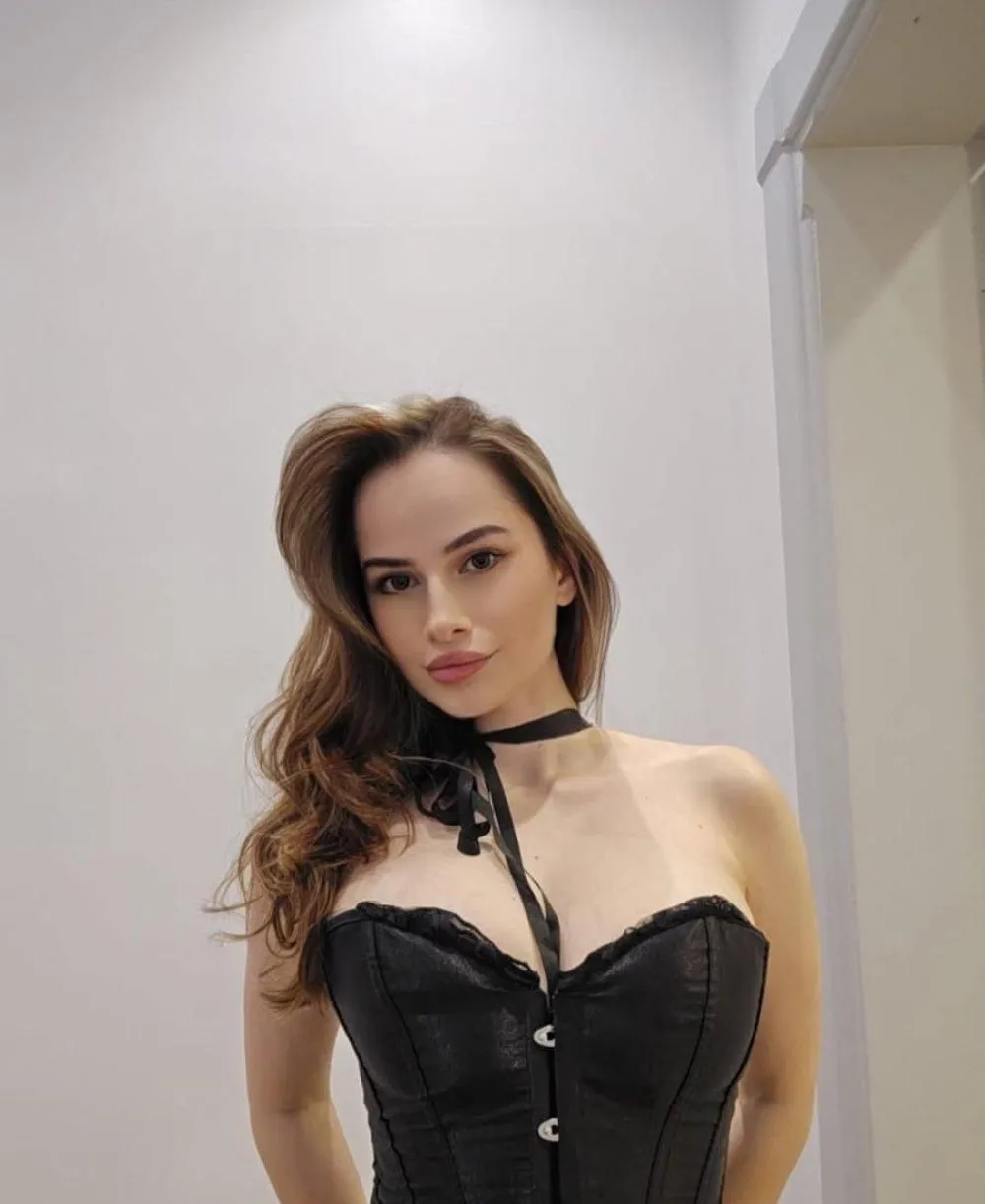 Alisa photo 2