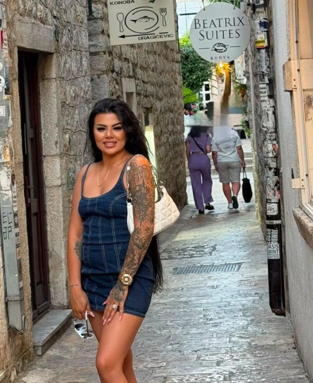 Nadia photo 2