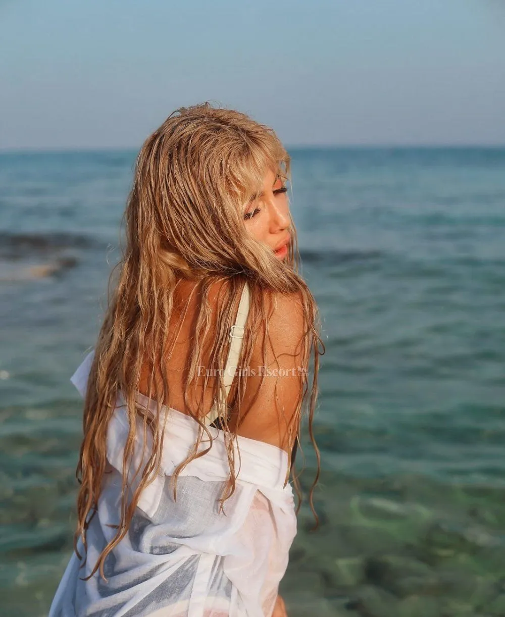 Kristina photo 1