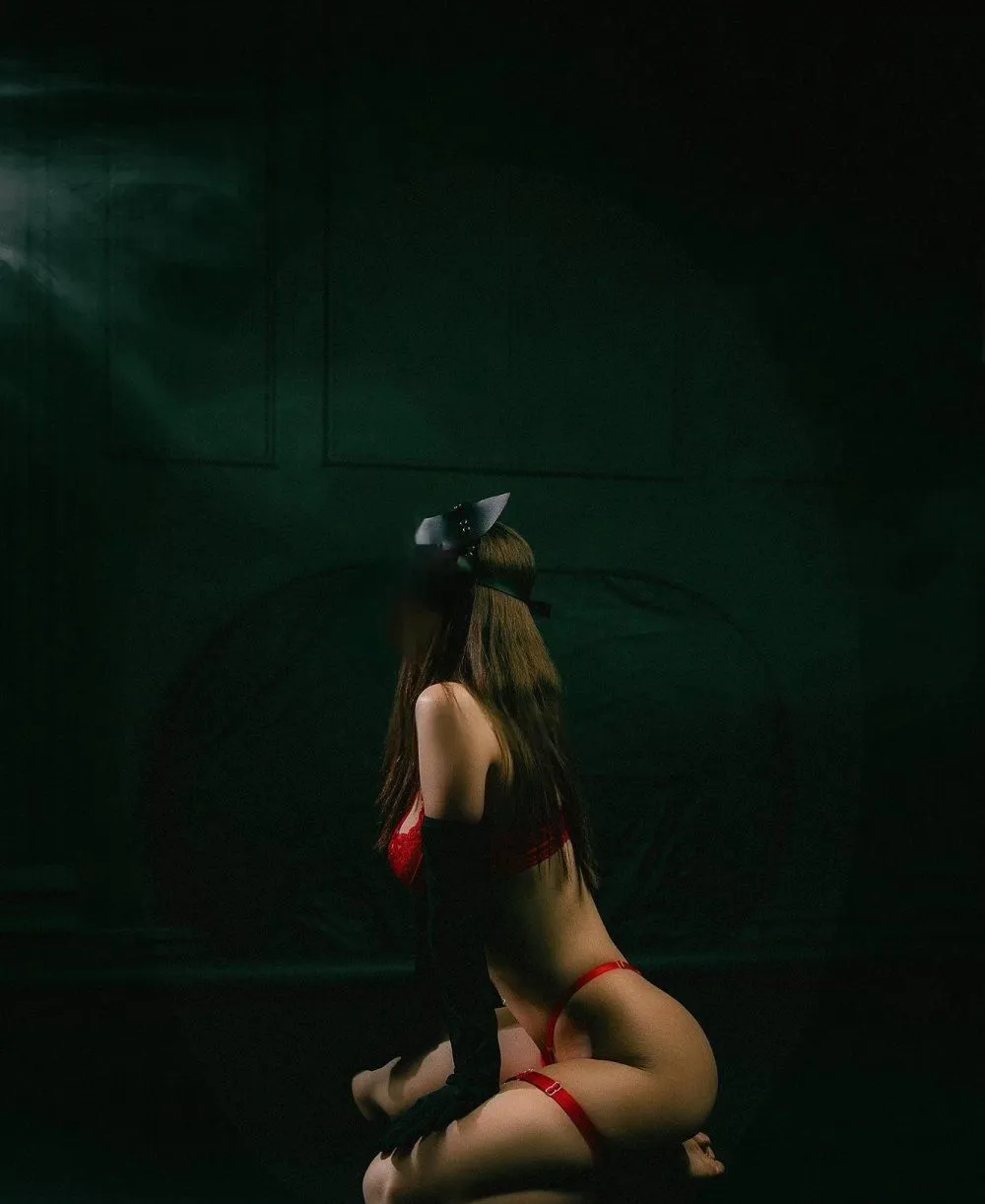 Anna photo 2