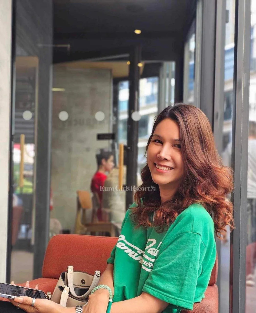Anna photo 3