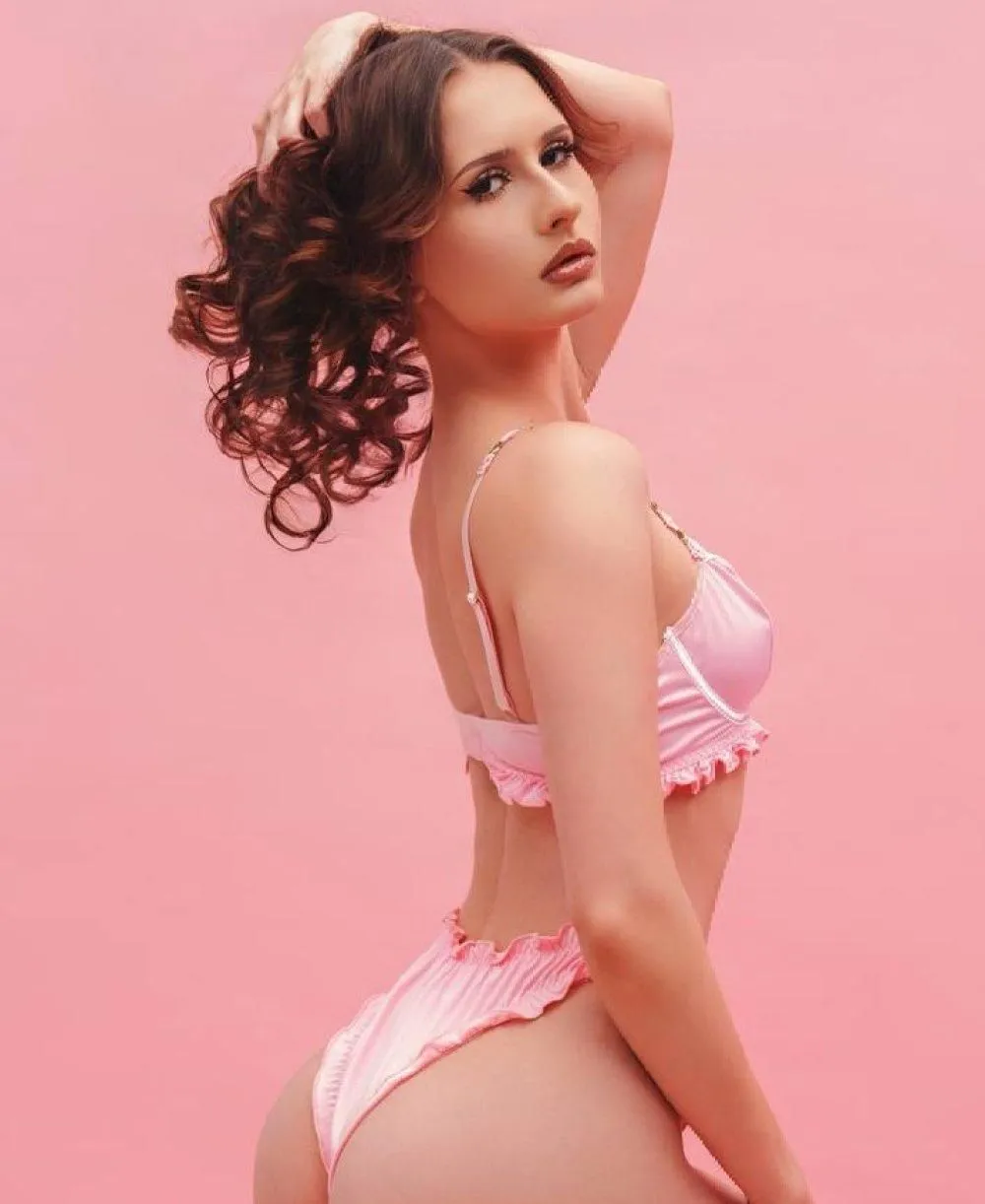 Ksyusha photo 1