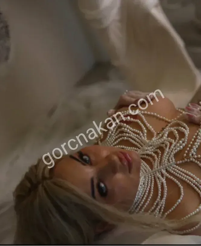 Anna photo 4