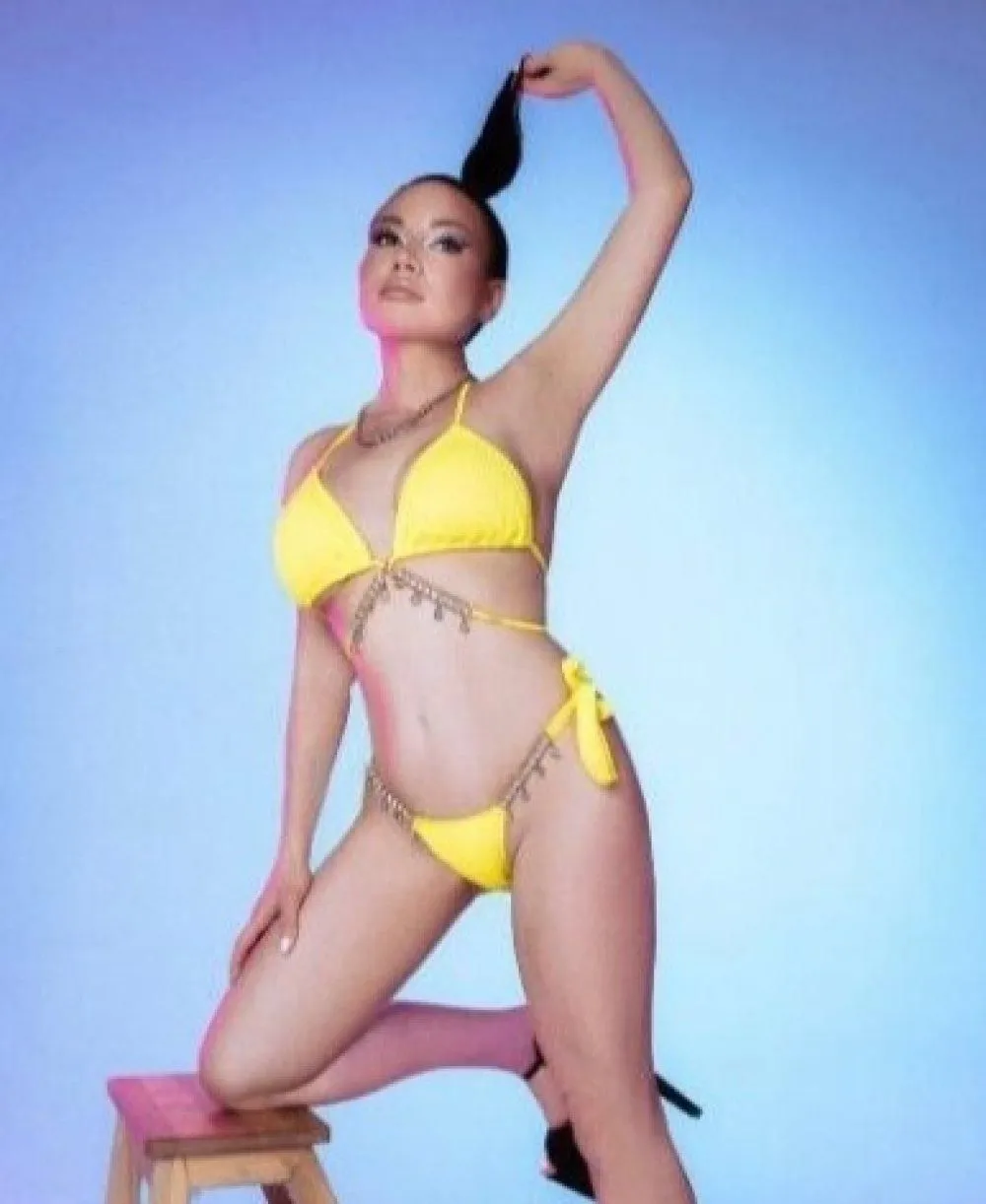 Milana photo 1