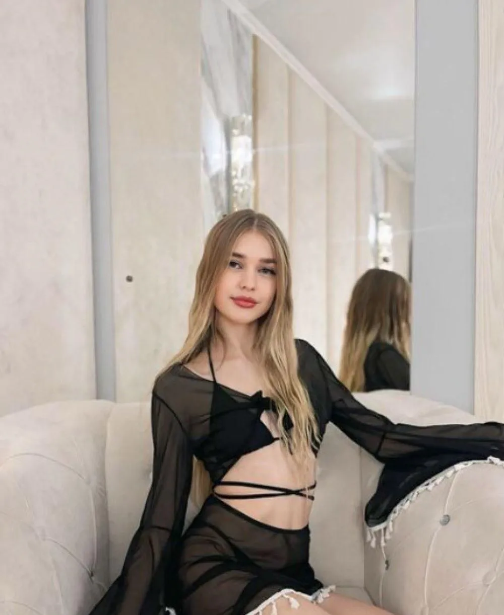 Jenny photo 1