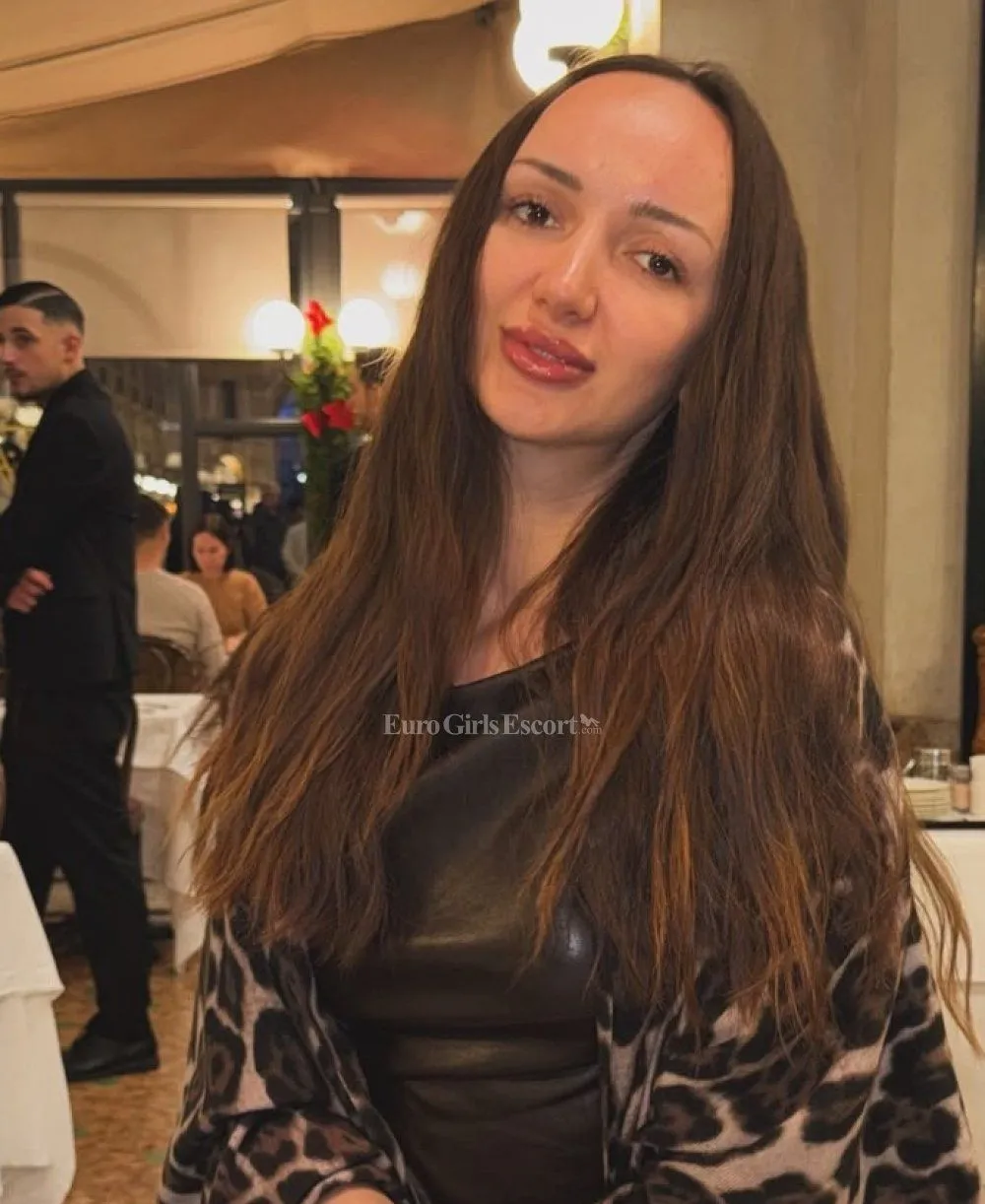 Monica photo 1
