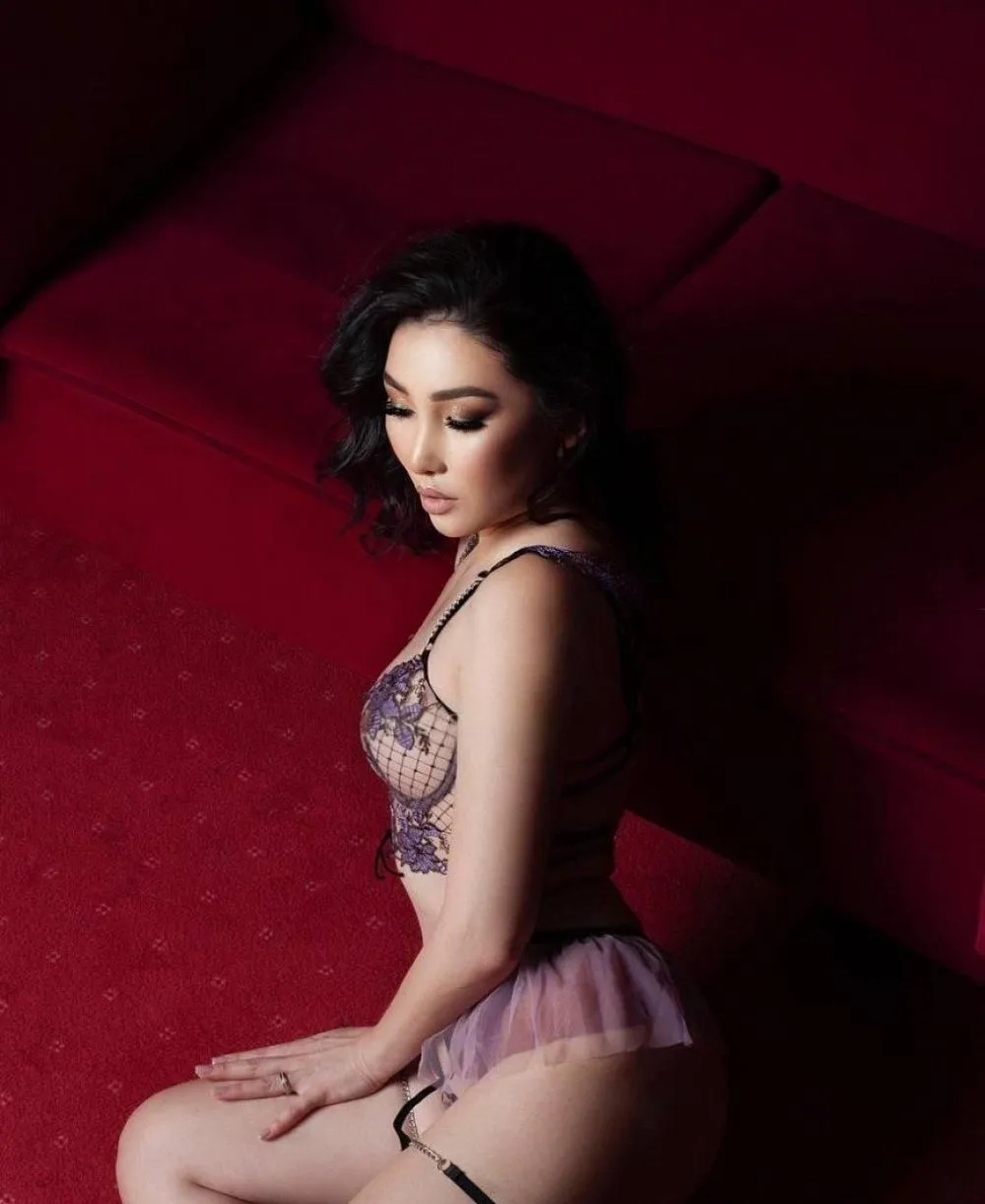 Diana photo 1