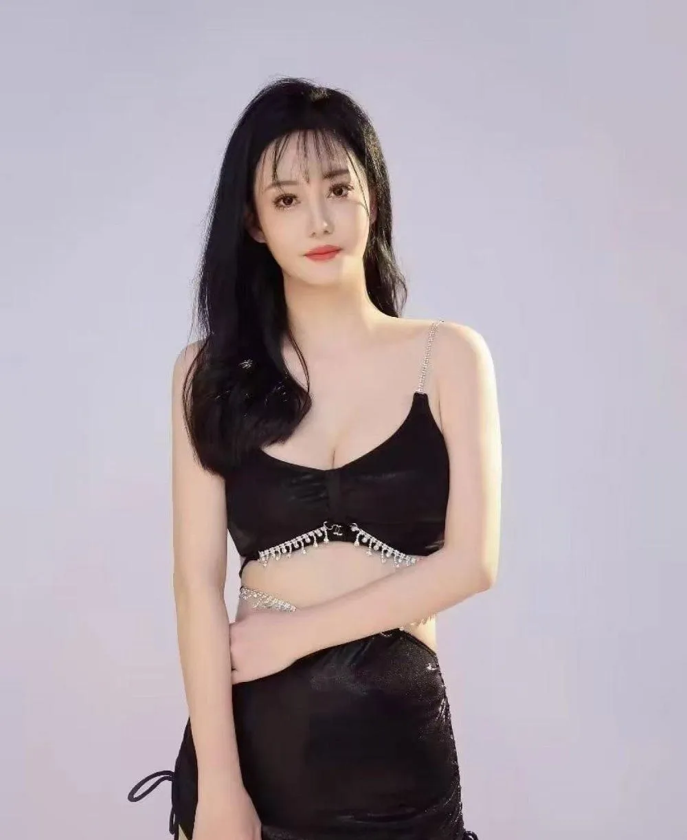 Kiki photo 3