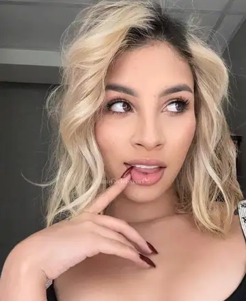 Sandra preview