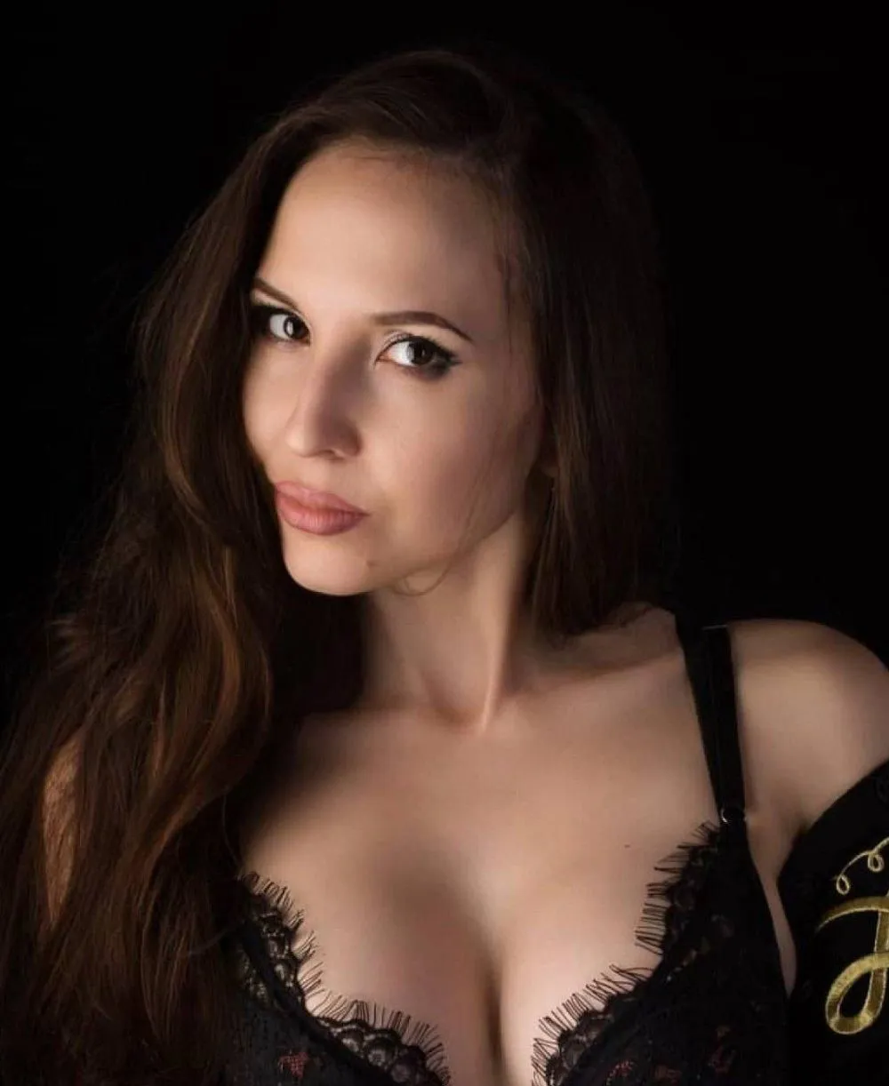 Tatum photo 3