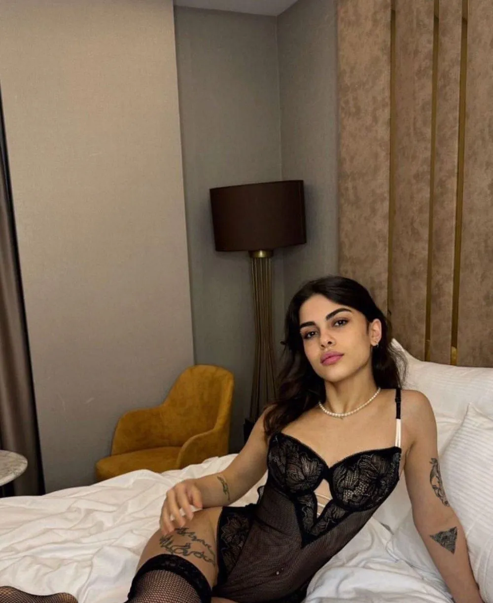 Melis photo 3