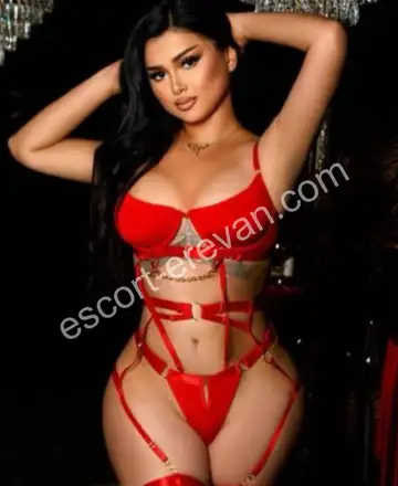 Mia preview