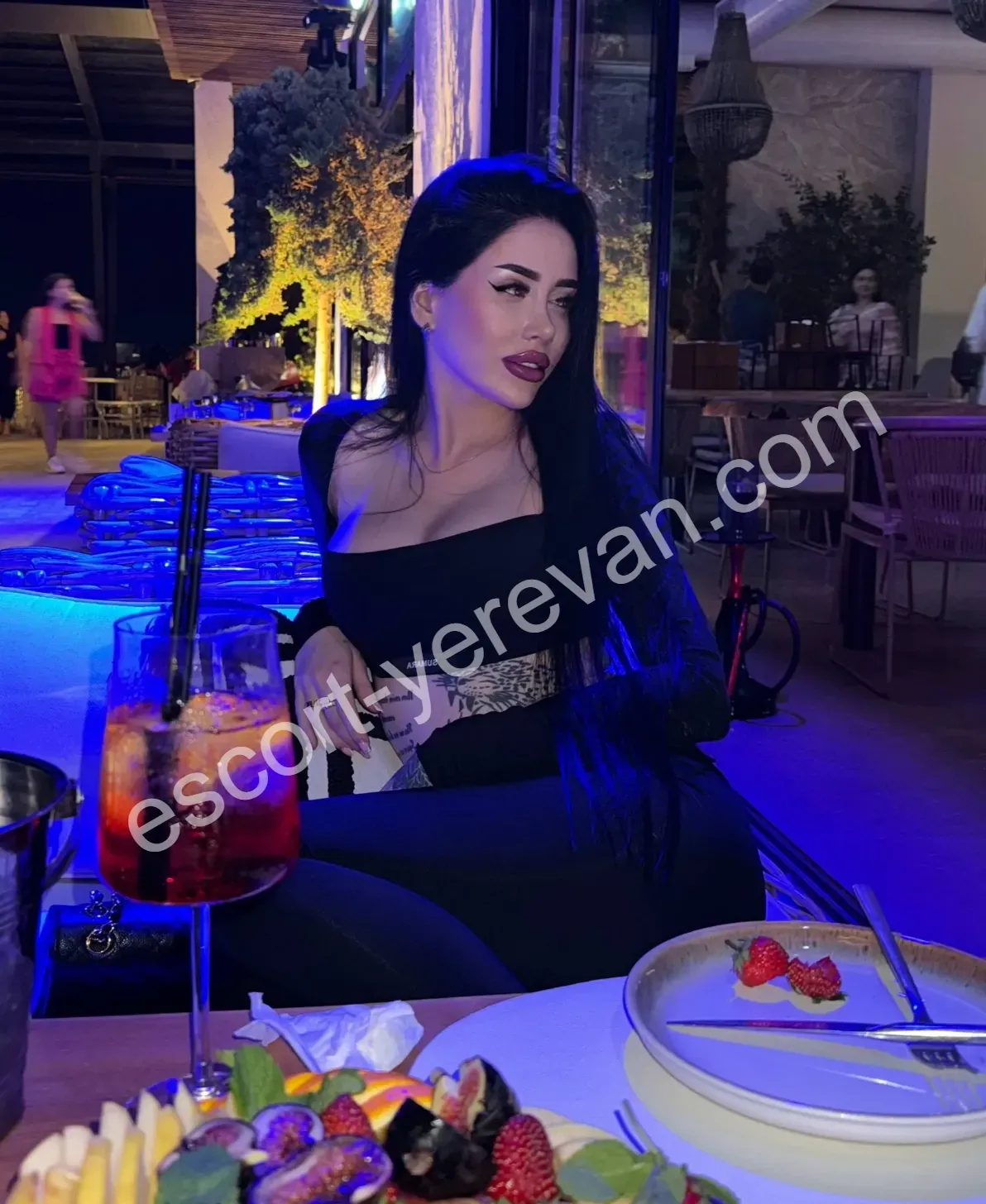 Angelina photo 3