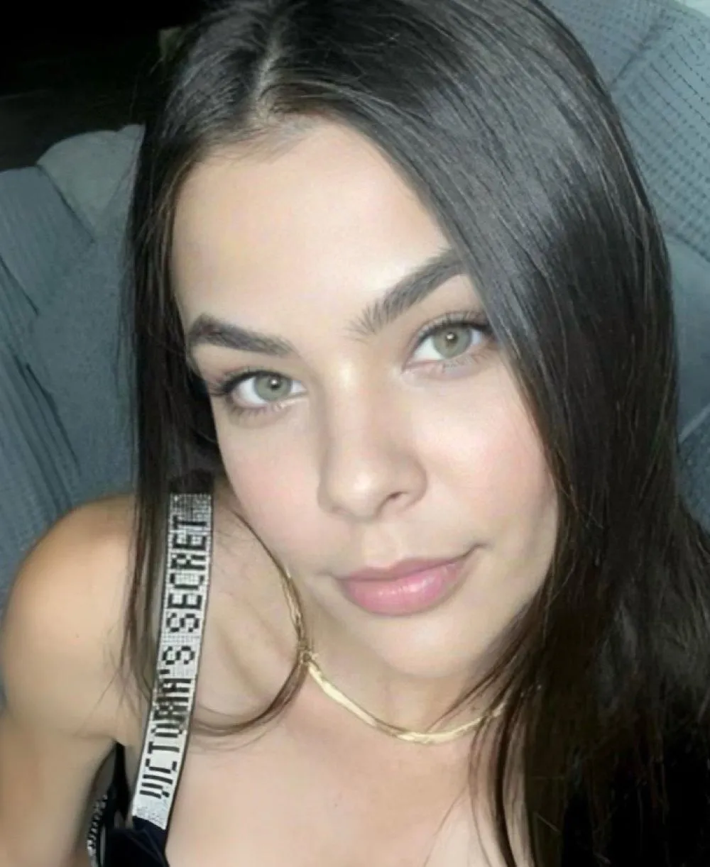 Adelli photo 1