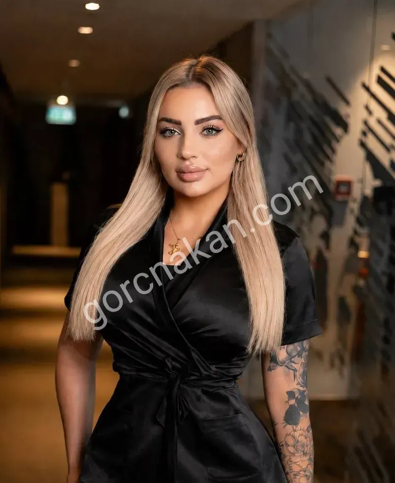 Anna 25