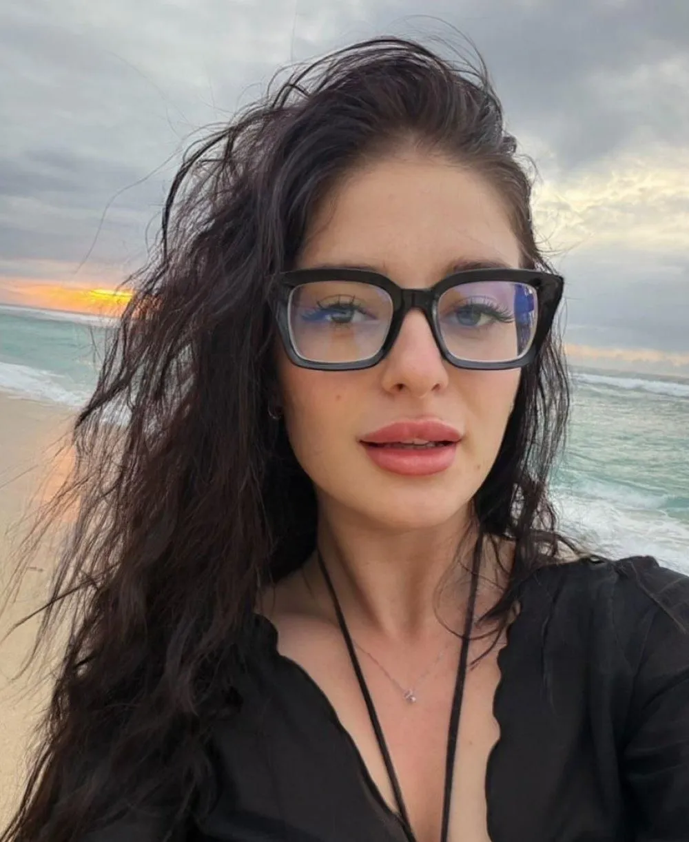 Dominika photo 3